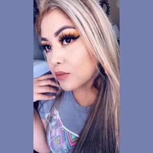 Meet your Posher, Lupita